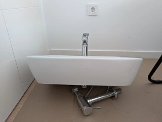 Lavabo Porcelanosa + Grifo y Sifón
