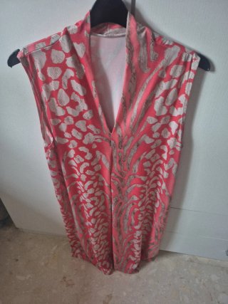Vestido sin mangas estampado