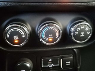Jeep Renegade 2.0 MultiJet Night Eagle 4x4 Active Drive 88 kW (120 CV)