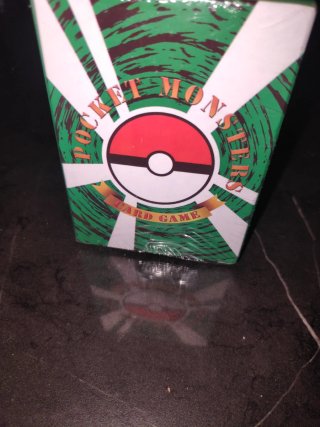 Caja de cartas Pokémon TCG