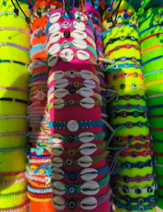 Pulseras conchas