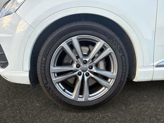 Audi Q7 Black line ed 3.0 TDI quattro tiptronic