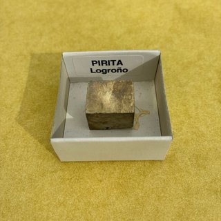 Pirita cúbica de Logroño