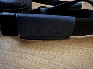 Bandolera Calvin Klein Cuero Azul
