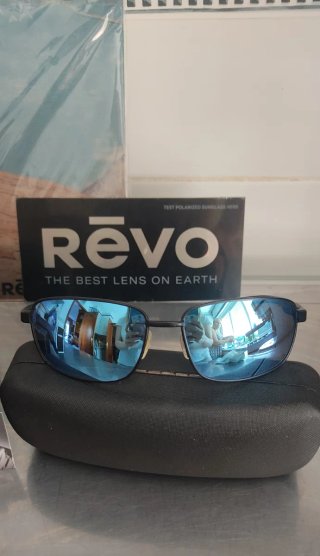 Gafas de sol Revo negras y azules