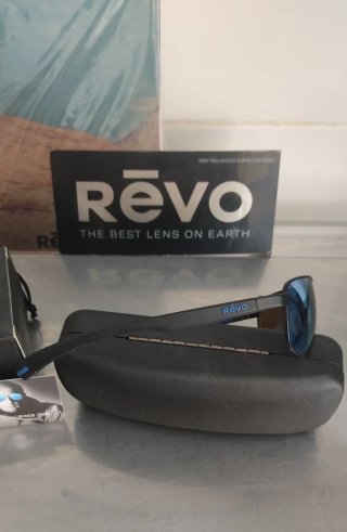 Gafas de sol Revo negras y azules