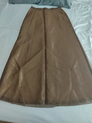 Falda larga fiesta talla 44 oro