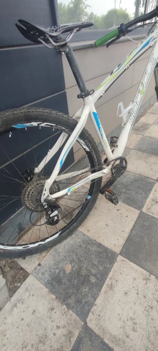 Bicicleta de Montaña Blanca