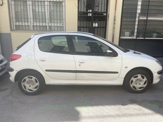 Peugeot 206 2002