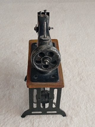 Miniatura Máquina de Coser Vickers Vintage