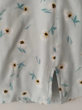 Falda floral Pull&Bear azul