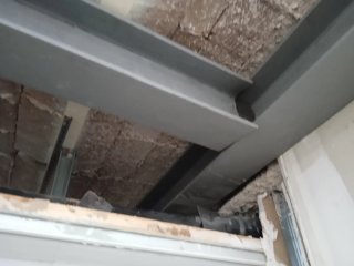 Servicios de Herrería: Vigas, Barandillas, puerta,