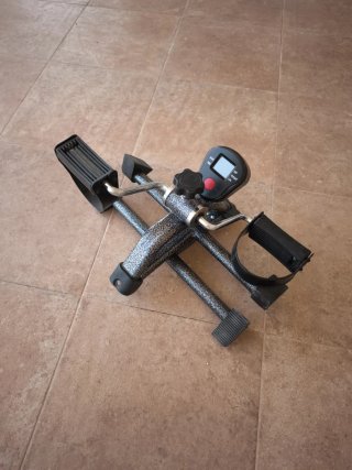 Pedales estáticos para ejercicio sentado
