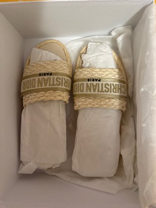 Sandalias Dior talla 41. Usadas solo una vez.