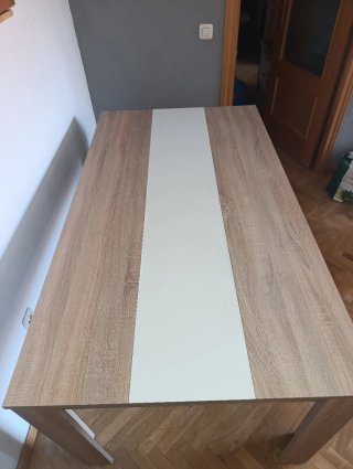 Mesa de comedor moderna madera y blanco
