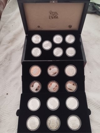 Estuche 19 Monedas Reyes de España