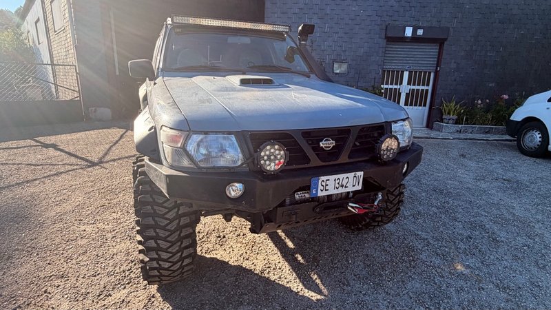 Nissan Patrol 2000 - foto 1