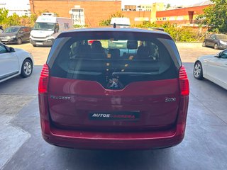 Peugeot 5008 2010