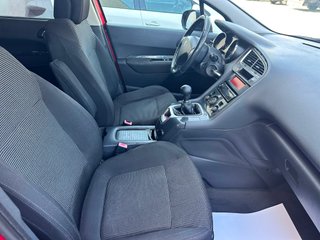 Peugeot 5008 2010