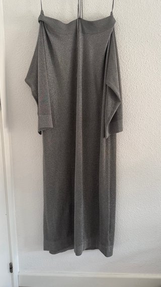 Vestido Zara plateado palabra de honor manga