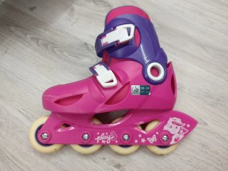 Patines fucsia niña talla 30-32