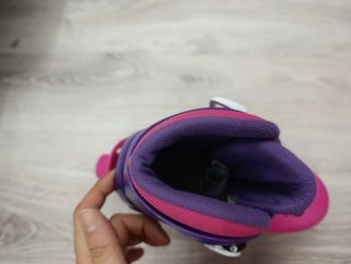 Patines fucsia niña talla 30-32