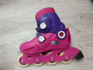 Patines fucsia niña talla 30-32