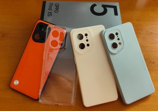 Oppo Find X5 Bianco 5G + Caricabatterie + 4 Custodie