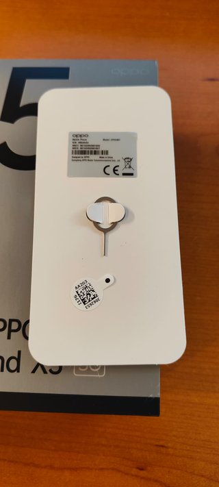 Oppo Find X5 Bianco 5G + Caricabatterie + 4 Custodie