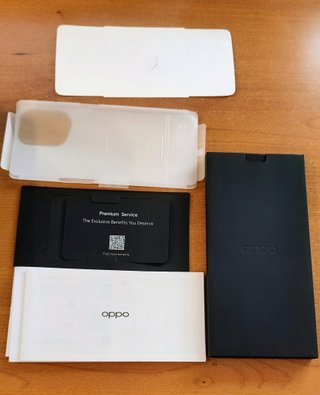 Oppo Find X5 Bianco 5G + Caricabatterie + 4 Custodie