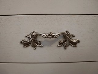 Cómoda de madera gris (posibilidad conjunto hab)
