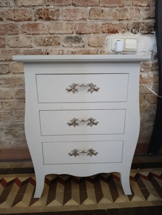 Cómoda de madera gris (posibilidad conjunto hab)