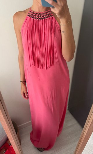 Vestido largo coral Zara con flecos