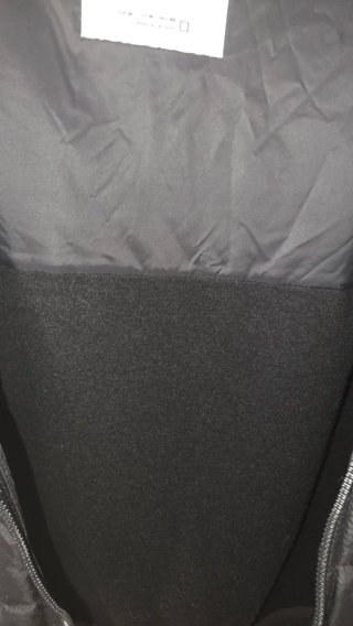 Chaqueta ZARA acolchada con capucha