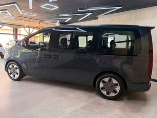Hyundai Staria 2.2 CRDI Maxx 9S