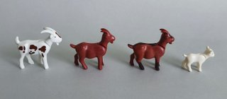 Playmobil Pastorcillo con Cabras y Arboles Belén.
