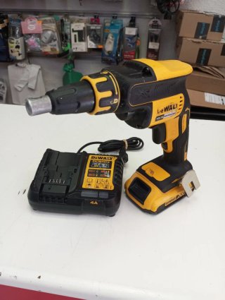 Taladro Pladur DeWalt + Cargador