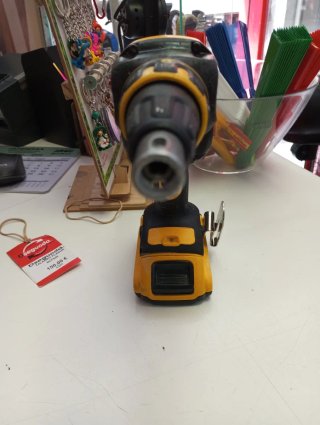 Taladro Pladur DeWalt + Cargador