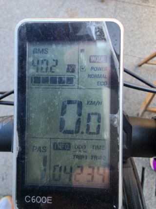 Megamo Kinetic S Eléctrica 2025 420km