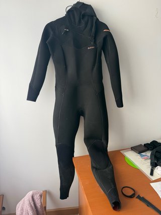 Neopreno Olaian 5/4 mm con capucha