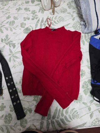Camiseta roja de punto