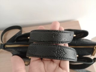 Bolso Guess Negro