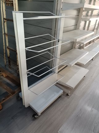 Lote de 12 módulos Estanterias metálicas