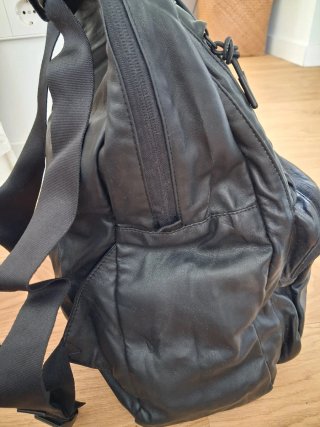 Mochila Cuero Armani Jeans Negra