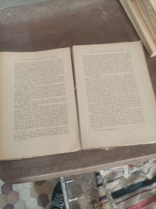 Libro antiguo formación religiosa par jóvenes 1940