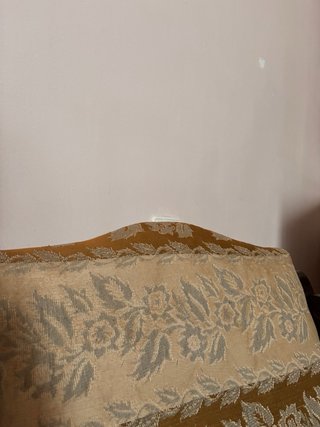 Butaca de tela y madera