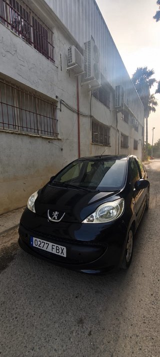 Peugeot 107 2006