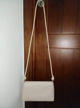 Bolso bandolera tejido beige