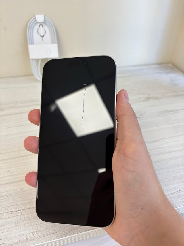 iPhone 16 Pro Max | Negozio | Garanzia