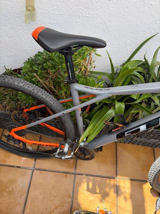 Bicicleta GT Avalanche MTB